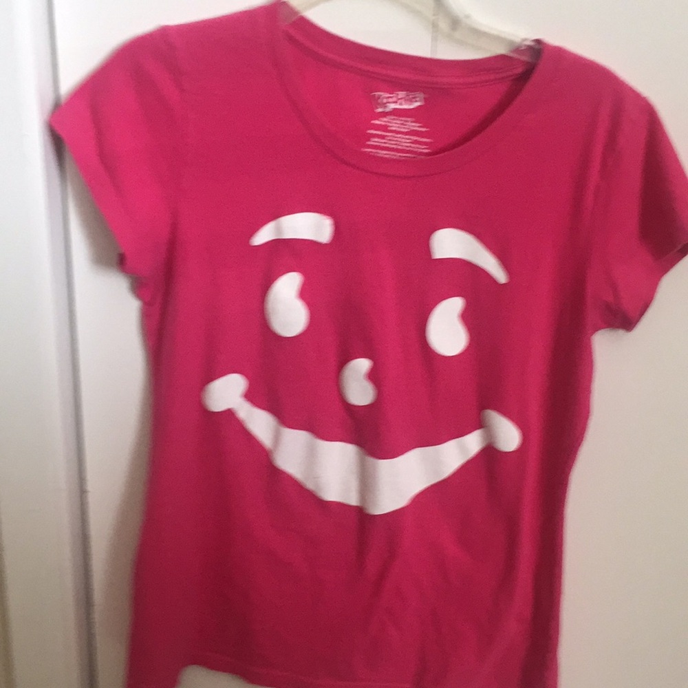 T-Shirt Size L.